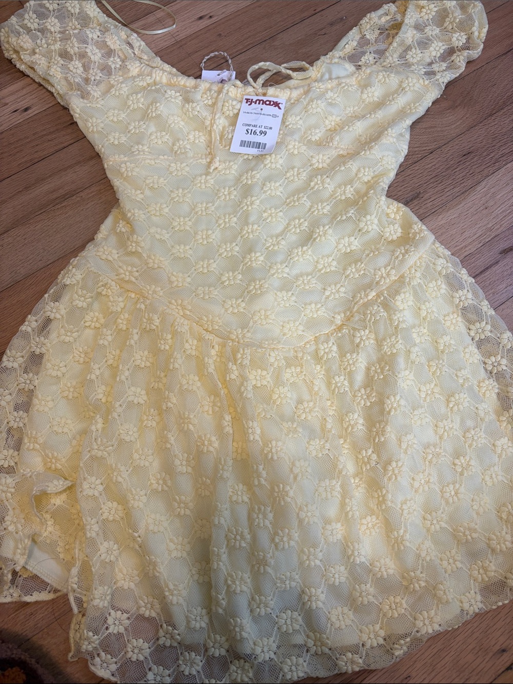 Jessica Simpson Pale Yellow Lace Mini Dress